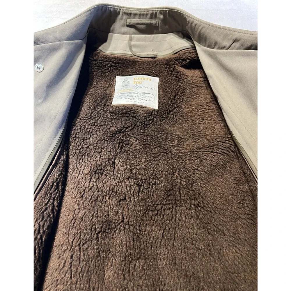 Vintage London Fog Mens 40L Khaki Tan Full Length Trench All Weather Rain Coat - Picture 9 of 15